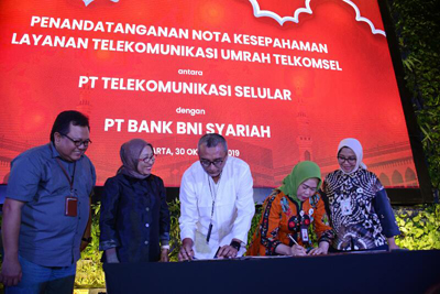 Digelar di 13 Kota, Telkomsel Hadirkan Umrah Fair 2019